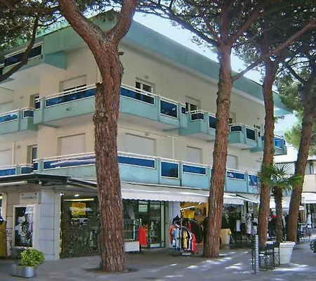 Villa Azzurra Appartamenti-3
